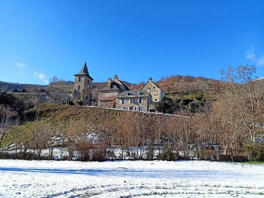 Hébergement de vacances Maison Familiale Et Authentique Saint-Jacques-des-Blats France