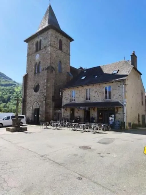 Hébergement de vacances Maison Familiale Et Authentique Saint-Jacques-des-Blats